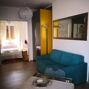 Il Tango Del Gatto , Vado Ligure Italia